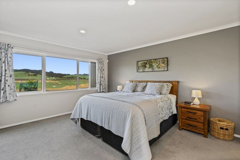 Photo of property in 14 Captains Loop, Haruru, 0204