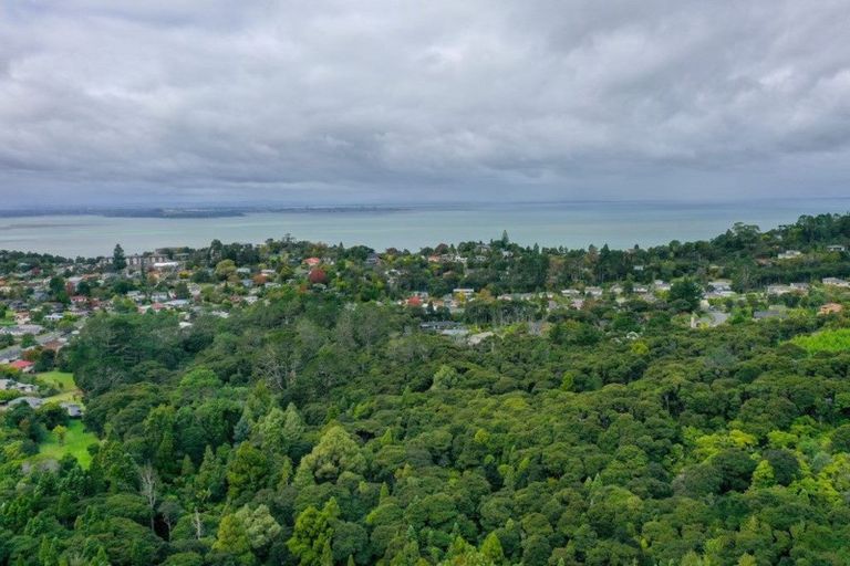 Photo of property in 202 Godley Road, Titirangi, Auckland, 0604