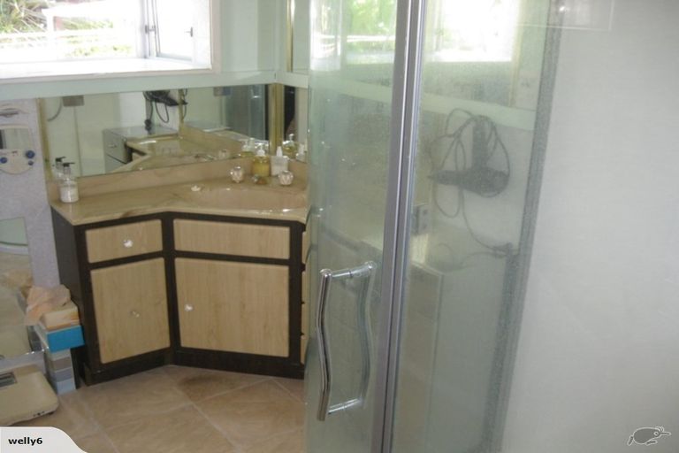 Photo of property in 17 Holly Grove, Maungaraki, Lower Hutt, 5010