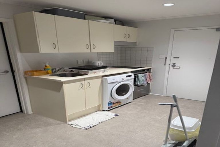 Photo of property in 4d/30 Westward Ho, Glen Eden, Auckland, 0602