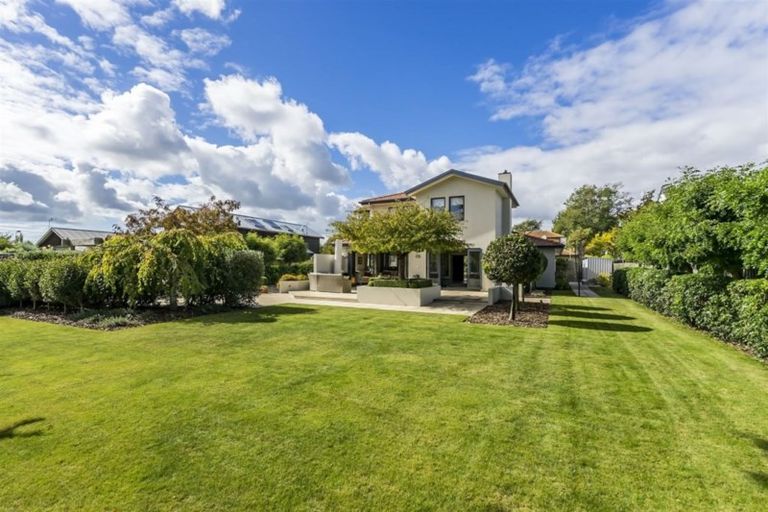 Photo of property in 6 Heacham Lane, Harewood, Christchurch, 8051