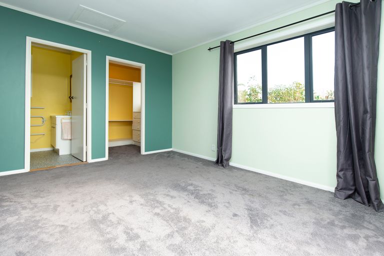 Photo of property in 6 Sundown Avenue, Manly, Whangaparaoa, 0930