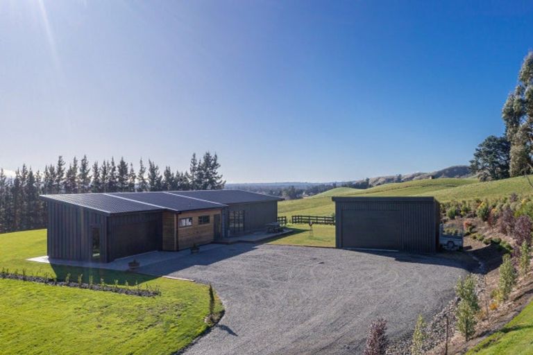 Photo of property in 375c Maharakeke Road, Waipukurau, 4281