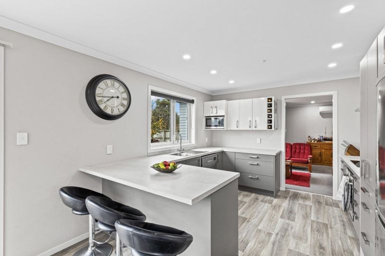 Photo of property in 83a Pukepapa Road, Marton, 4710