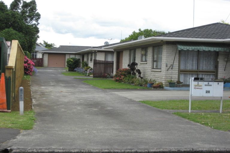 Photo of property in 2/24 West Street, Pukekohe, 2120