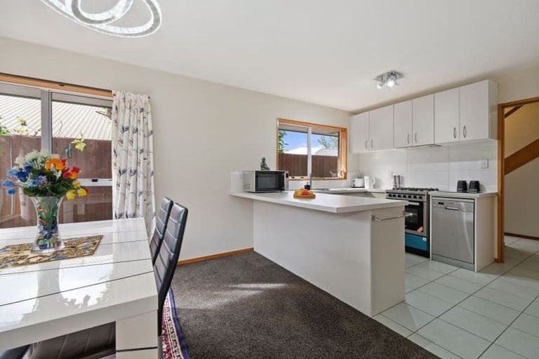 Photo of property in 2/18 Murmont Street, Bishopdale, Christchurch, 8053