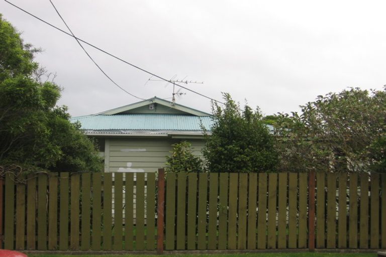 Photo of property in 5 Mason Street, Moera, Lower Hutt, 5010