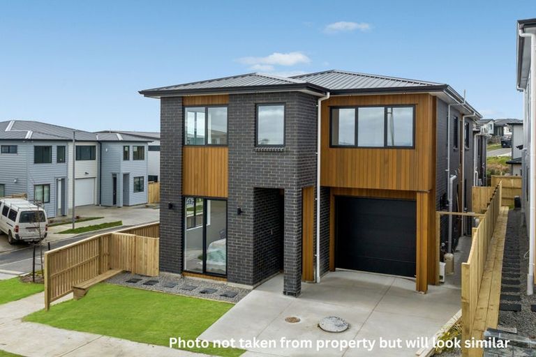 Photo of property in 3 Sagitta Drive, Flat Bush, Auckland, 2019