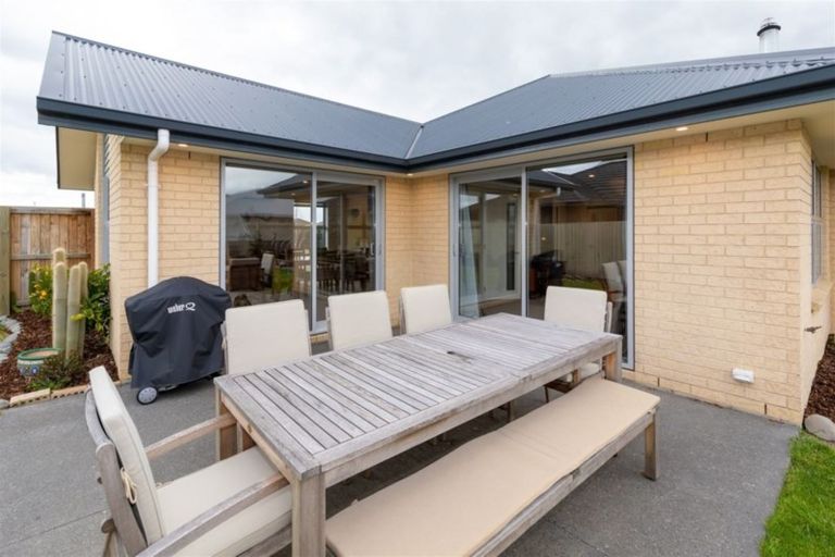 Photo of property in 6 Bradbury Avenue, Rolleston, 7614