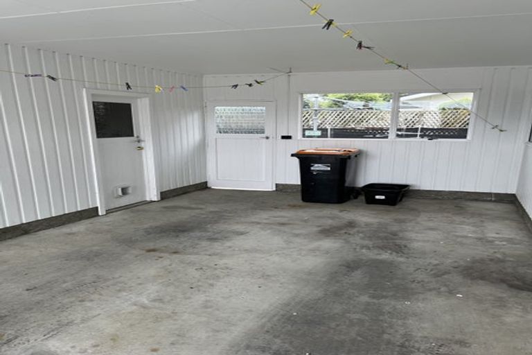 Photo of property in 3 Coronet Place, Awapuni, Palmerston North, 4412