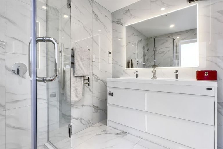 Photo of property in 41 Pohewa Road, Silverdale, 0932