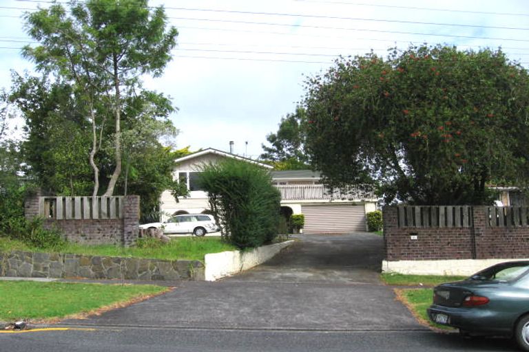 Photo of property in 4 Ribblesdale Road, Henderson, Auckland, 0612