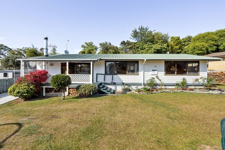 Photo of property in 15 Esmae Place, Dinsdale, Hamilton, 3204