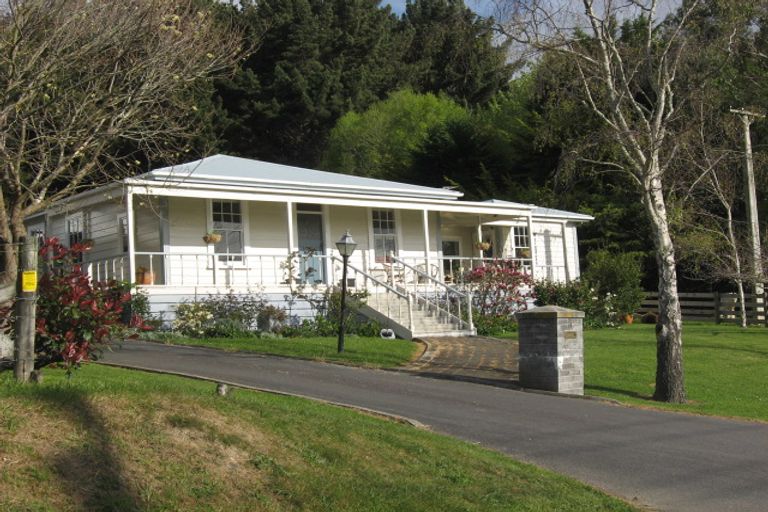 Photo of property in 71 Valley Road, Paraparaumu, 5032
