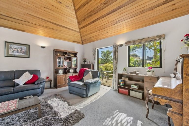 Photo of property in 28 Oceanbeach Road, Mount Maunganui, 3116