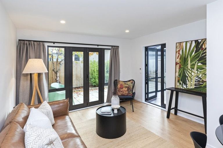 Photo of property in 2/15 Ayr Street, Riccarton, Christchurch, 8011