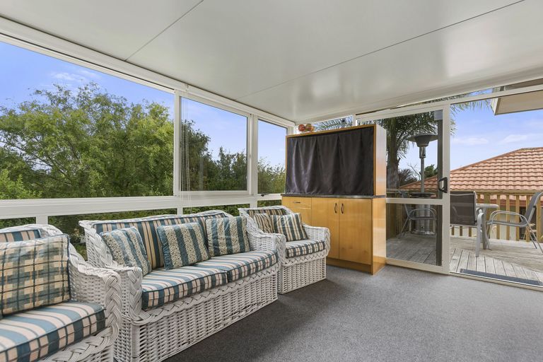 Photo of property in 11 Montana Drive, Pyes Pa, Tauranga, 3112