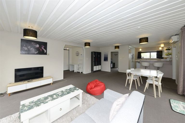 Photo of property in 246 Sawyers Arms Road, Bishopdale, Christchurch, 8053