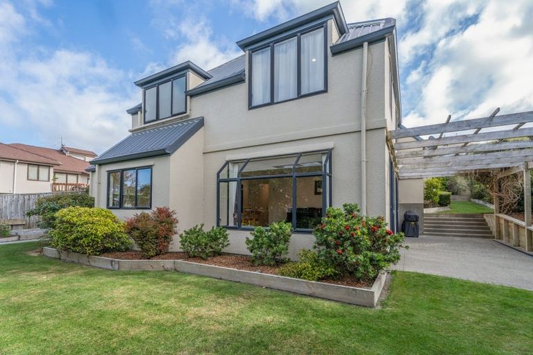 Photo of property in 157 Westchester Drive, Churton Park, Wellington, 6037