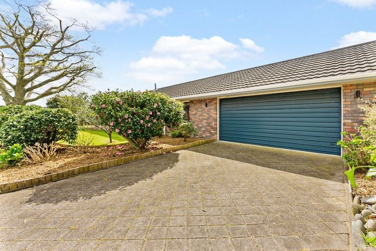 Photo of property in 7 Kaitake Place, Oakura, 4314