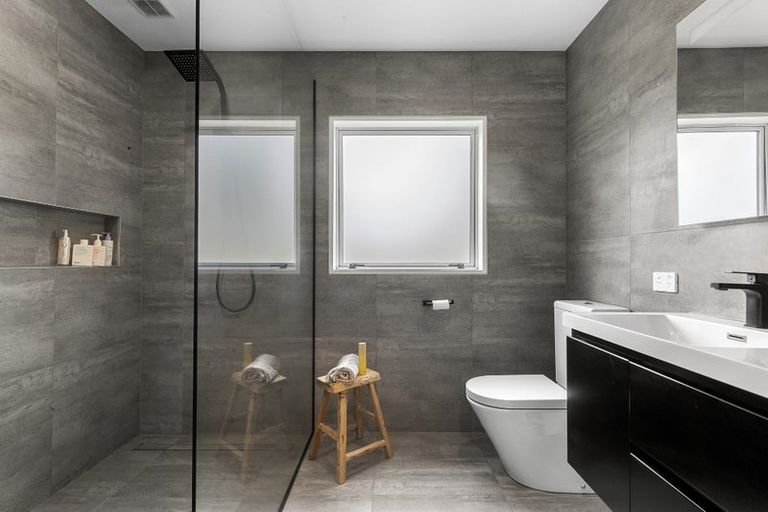 Photo of property in 52 Regent's Park Drive, Casebrook, Christchurch, 8051