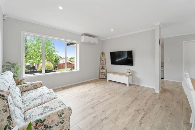 Photo of property in 7 Phoebe Meikle Place, Torbay, Auckland, 0630