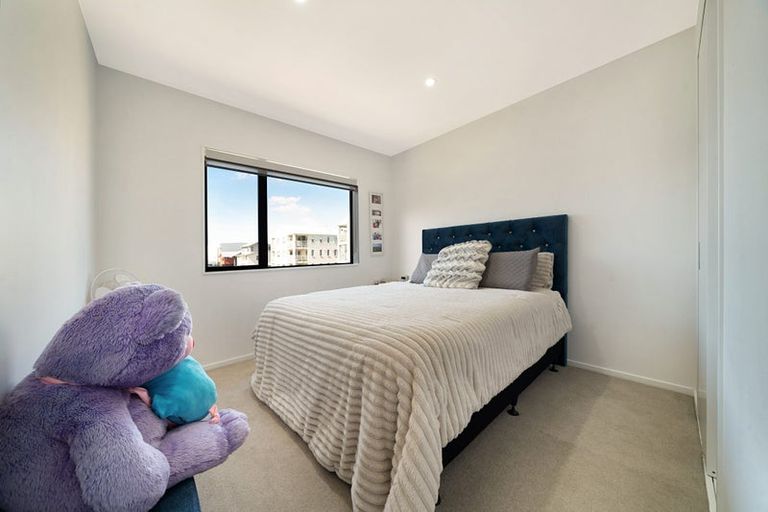 Photo of property in 45 Eileen Newey Place, Henderson, Auckland, 0612