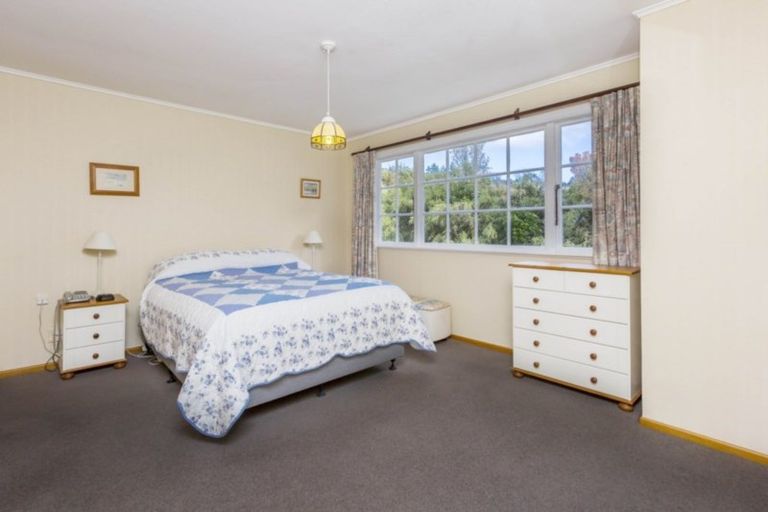 Photo of property in 3 Sunbrae Drive, Silverstream, Upper Hutt, 5019