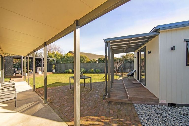 Photo of property in 17a Martin Avenue, Wakefield, 7025