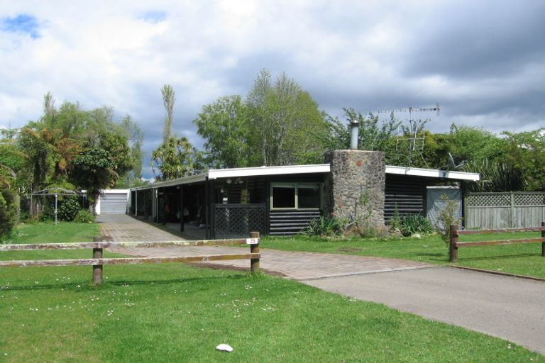 Photo of property in 25a Takinga Street, Mourea, Rotorua, 3074