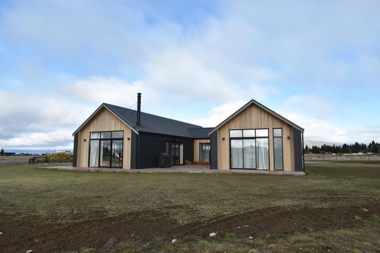 Photo of property in 9 Avlis Place, Twizel, 7901
