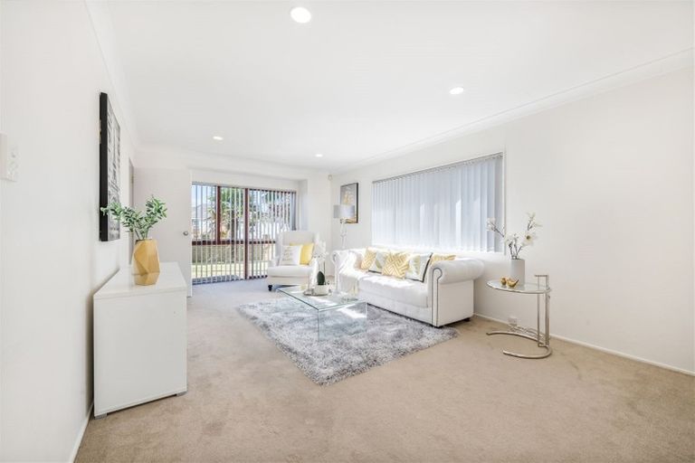 Photo of property in 58 Millen Avenue, Pakuranga, Auckland, 2010