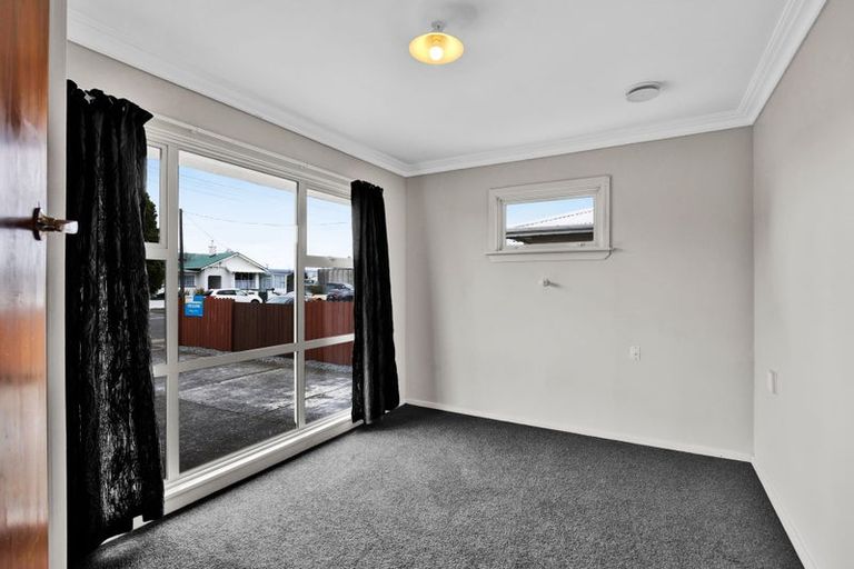 Photo of property in 18 Grey Street, Hawera, 4610