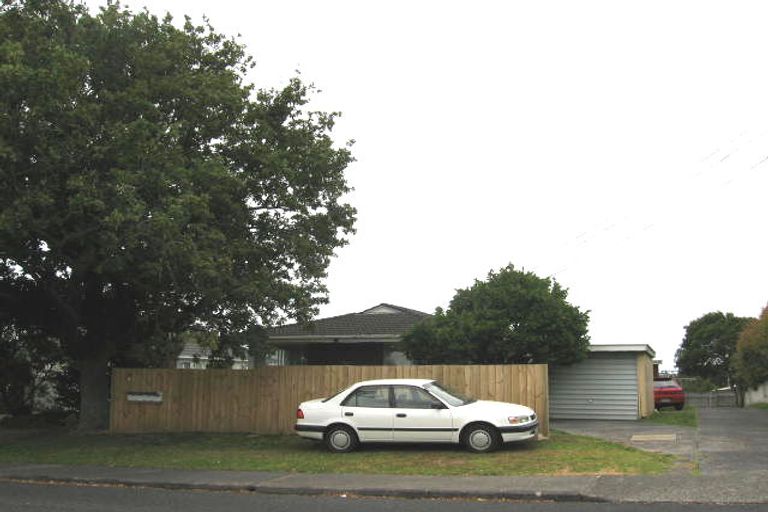 Photo of property in 3/3 Salisbury Road, Birkdale, Auckland, 0626