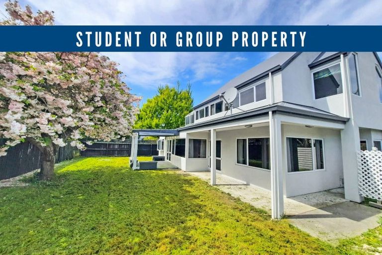 Photo of property in 3 Quirk Place, Sockburn, Christchurch, 8042