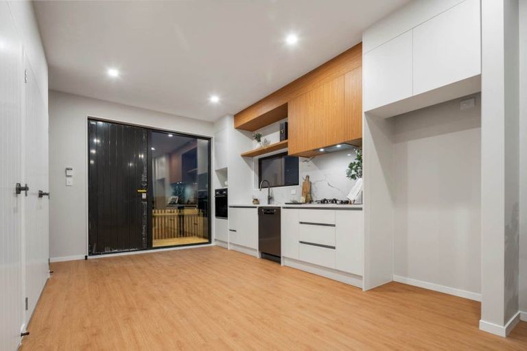 Photo of property in 4 Mahogany Street, Westgate, 0814