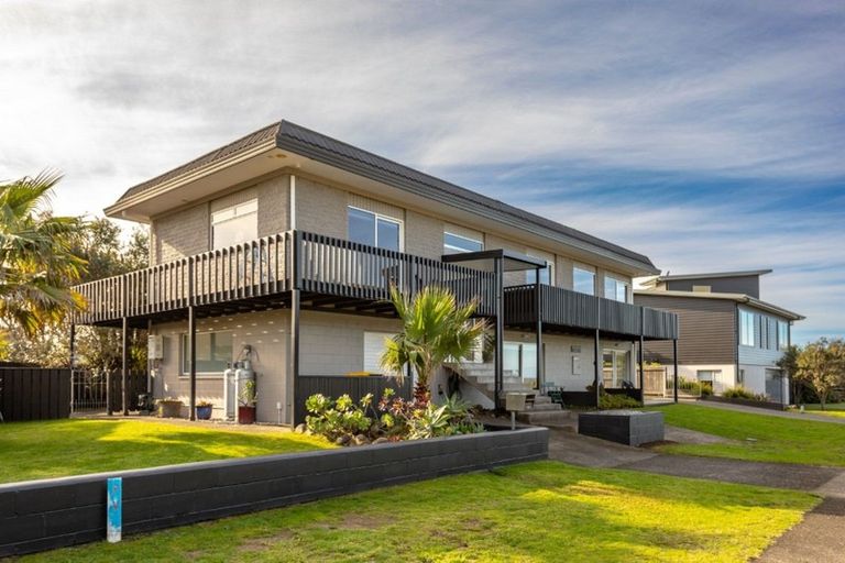 Photo of property in 101 Pohutukawa Crescent, Whangamata, 3620