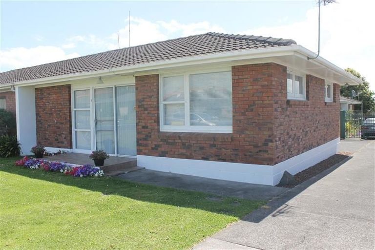 Photo of property in 3/68 Rangitoto Road, Papatoetoe, Auckland, 2025