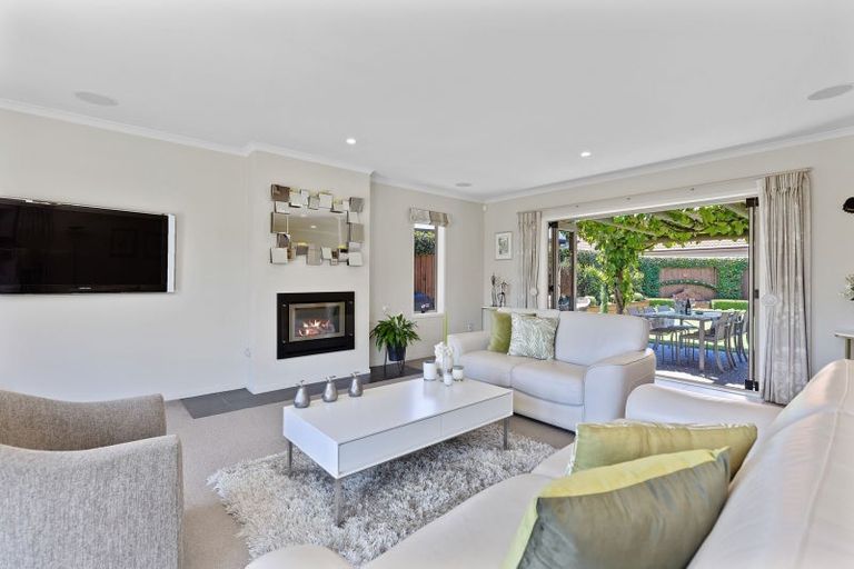 Photo of property in 8 Paul Close, Papamoa Beach, Papamoa, 3118