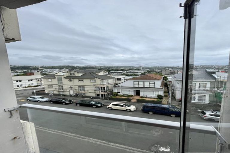 Photo of property in Melksham Towers, 304/131 Brougham Street, Mount Victoria, Wellington, 6011