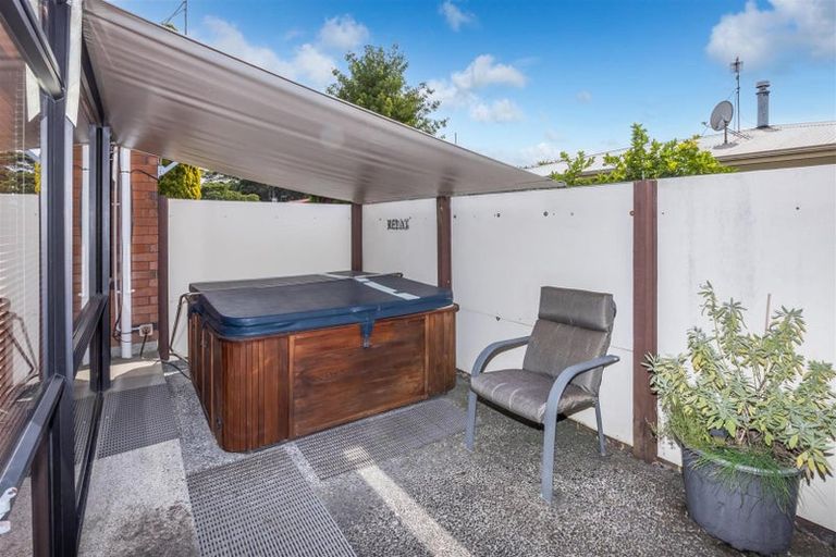 Photo of property in 13 Cromwell Drive, Fitzroy, Hamilton, 3206