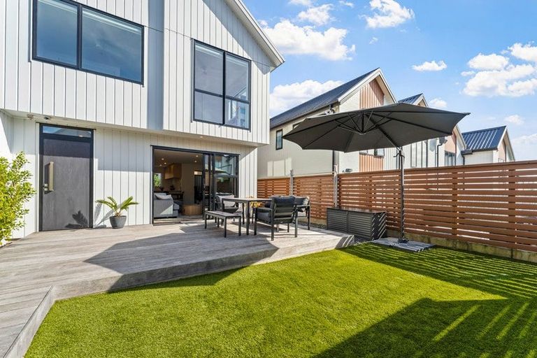 Photo of property in 10 Orca Drive, Stanmore Bay, Whangaparaoa, 0932