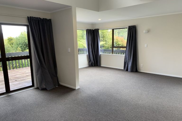 Photo of property in 92b Kamahi Street, Stokes Valley, Lower Hutt, 5019
