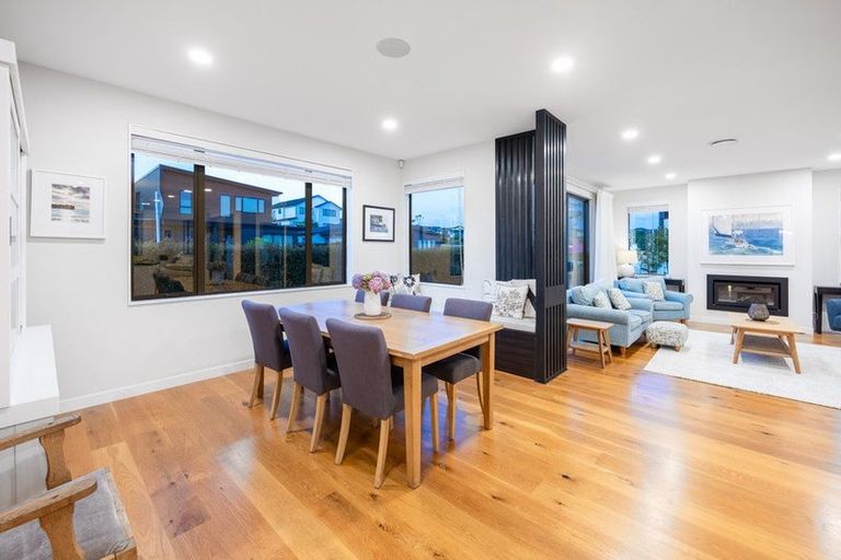 Photo of property in 3 Keel Street, Long Bay, Auckland, 0630