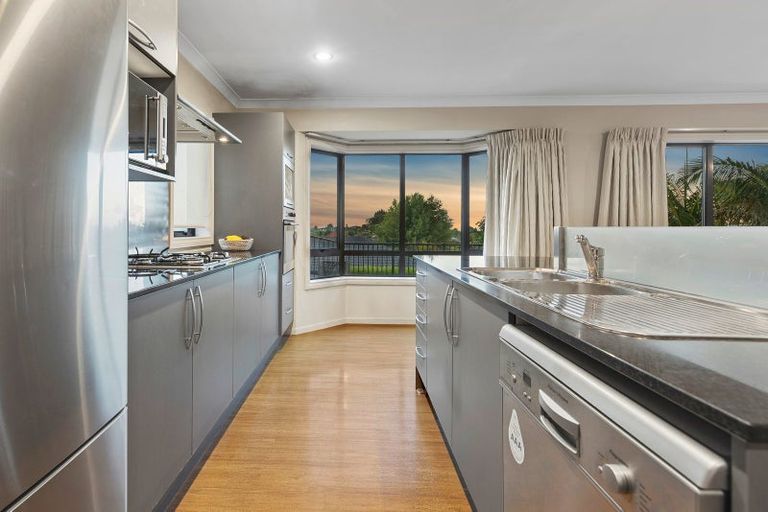 Photo of property in 18 Ashgrove Place, Ohauiti, Tauranga, 3112