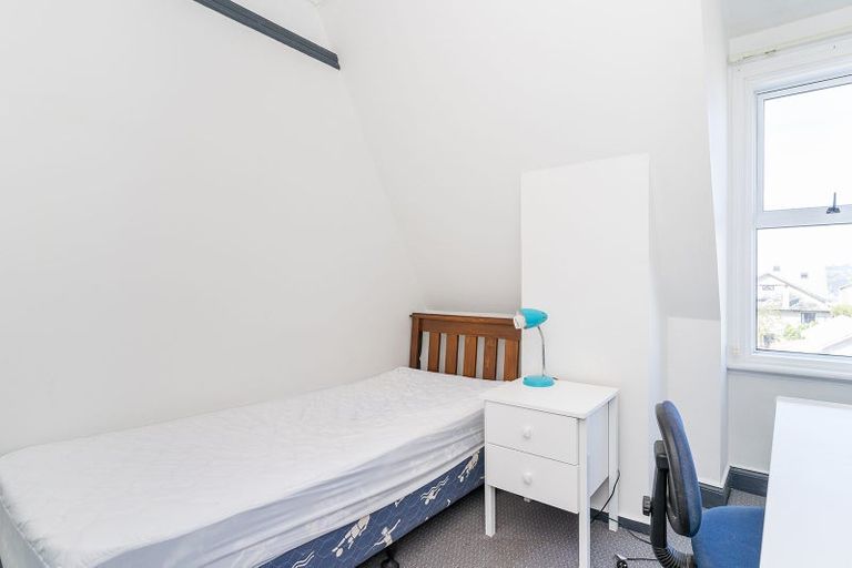 Photo of property in 39 Royal Terrace, Dunedin Central, Dunedin, 9016