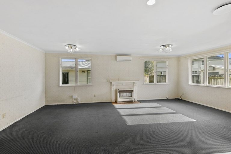 Photo of property in 2/352 Oxford Terrace, Avalon, Lower Hutt, 5011