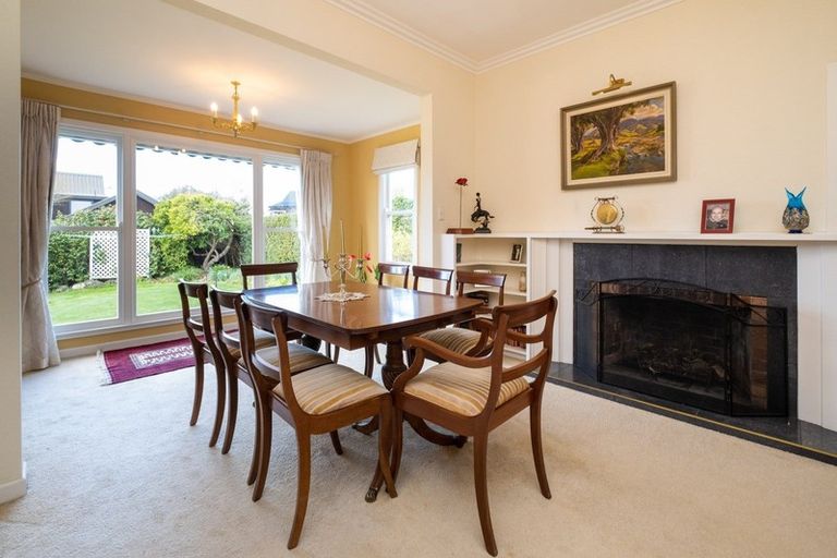 Photo of property in 5 Tauroa Road, Havelock North, 4130
