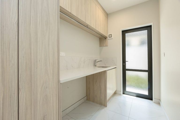 Photo of property in 42 Headland Drive, Long Bay, Auckland, 0630