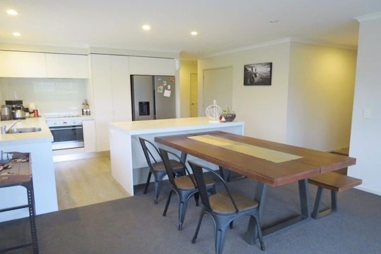 Photo of property in 32a Ainslee Street, Highlands Park, New Plymouth, 4312